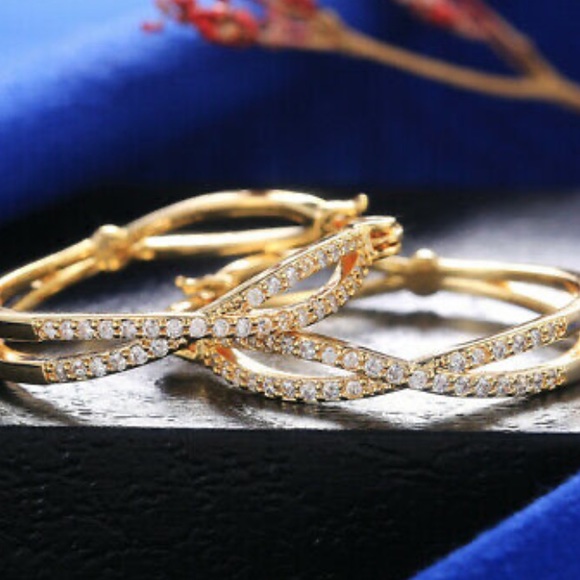 New 18k gold plated hoop earrings - Picture 4 of 6